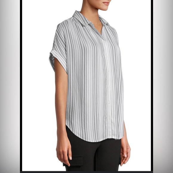 EILEEN FISHER TENCEL™ & Organic Cotton Striped Boxy Shirt size 1X - Picture 2 of 5